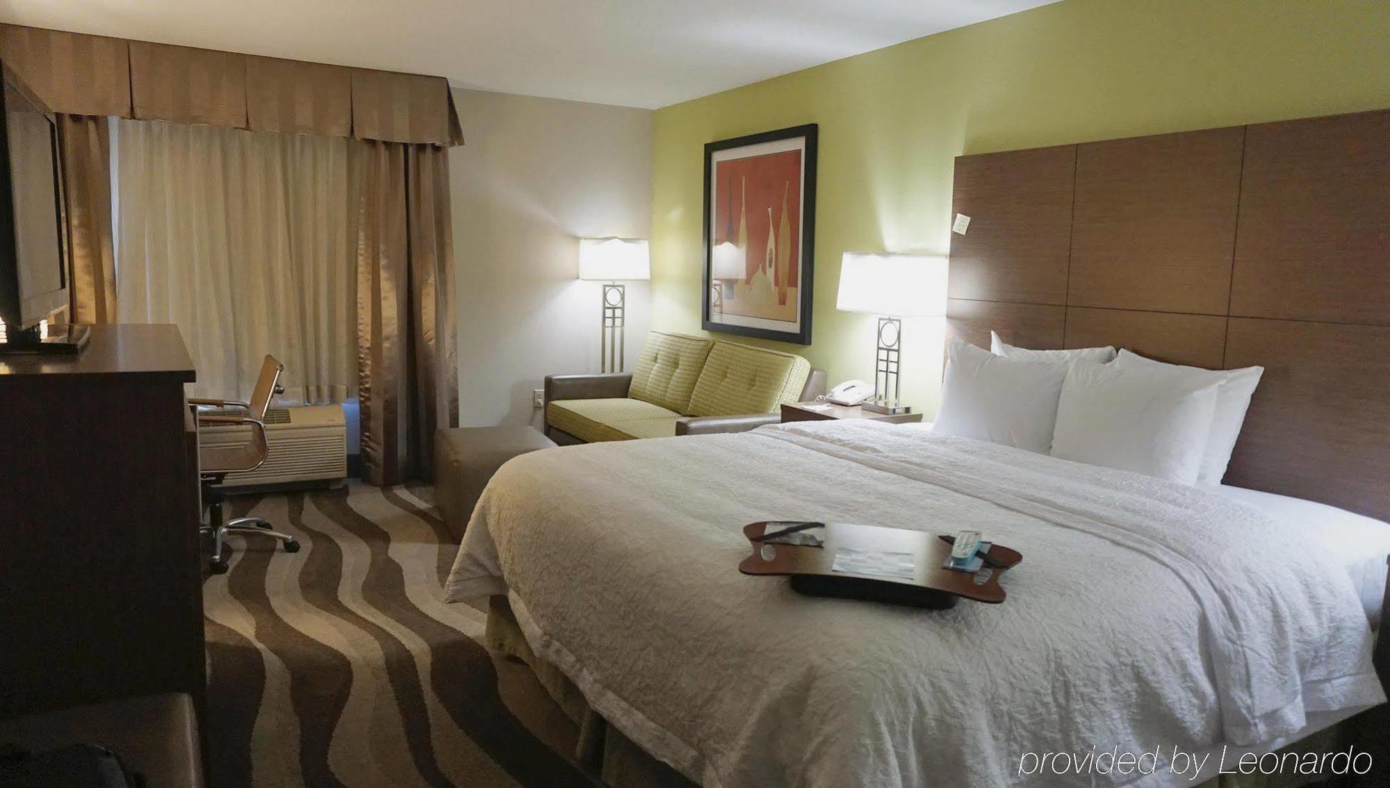 Hampton Inn Oakland-Hayward Exteriör bild